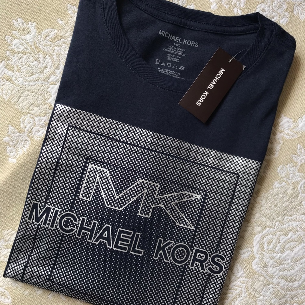 *SOLD* Michael Kors T-shirt ~